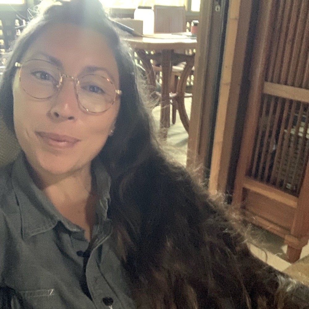 Meet your Posher, Renee